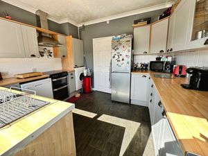 SILCOTT STREET- click for photo gallery